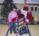 http://www.marks-english-school.com/news/2003christmas/IMG00000t.JPG