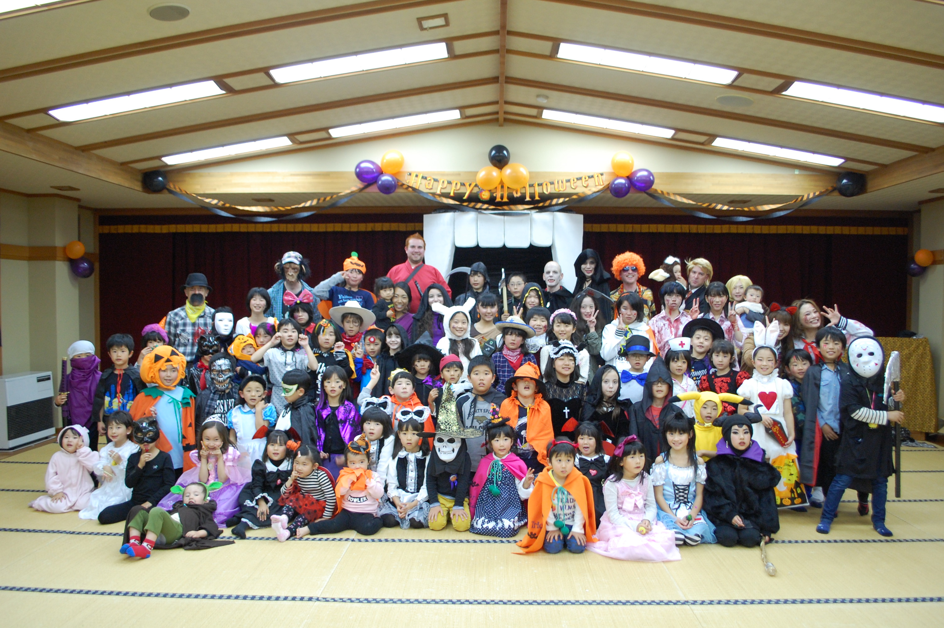 2016 Halloween Party - Vampire Theme 57