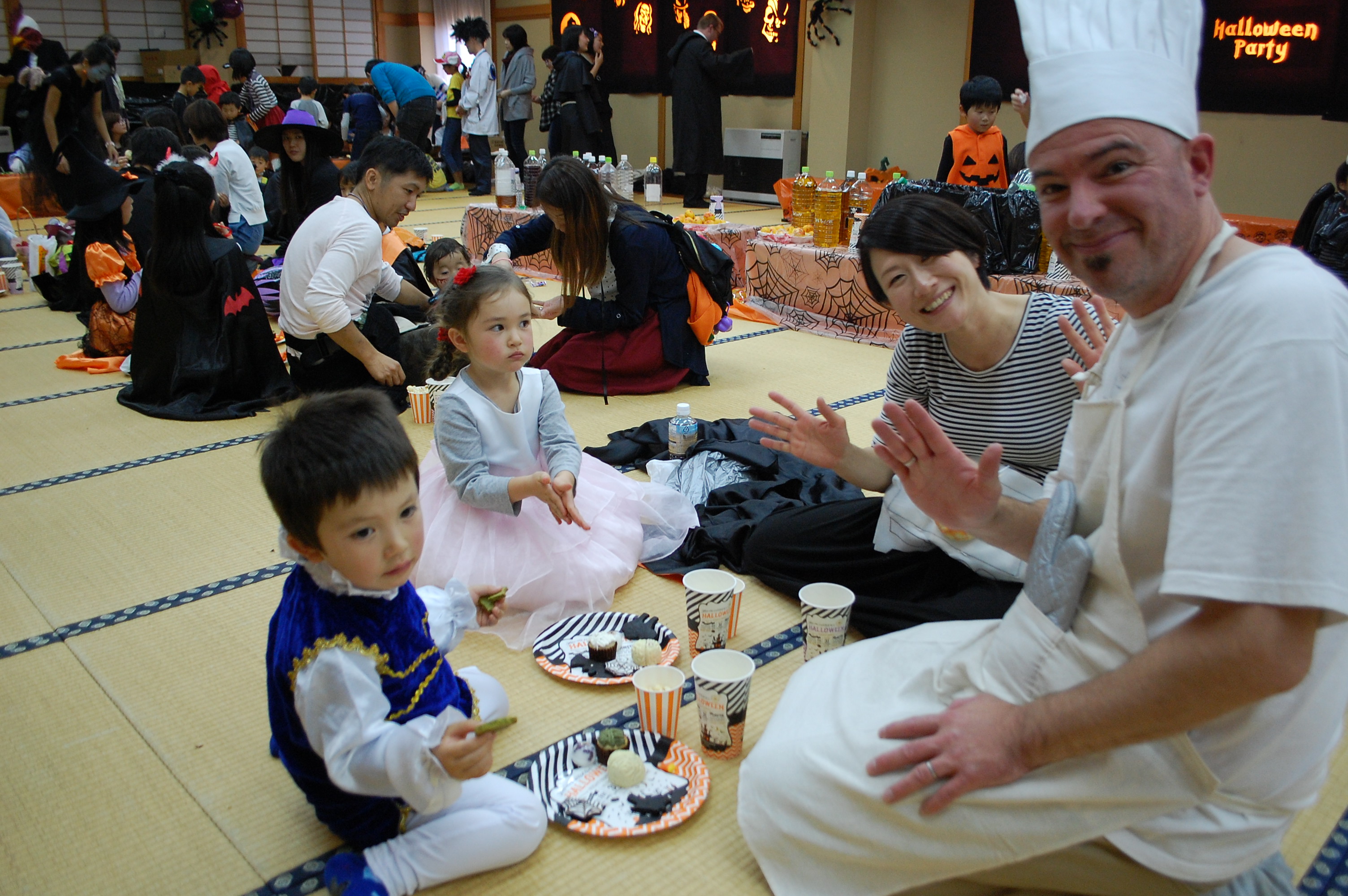 2018 Halloween Party - Zombie Apocalypse Theme 44