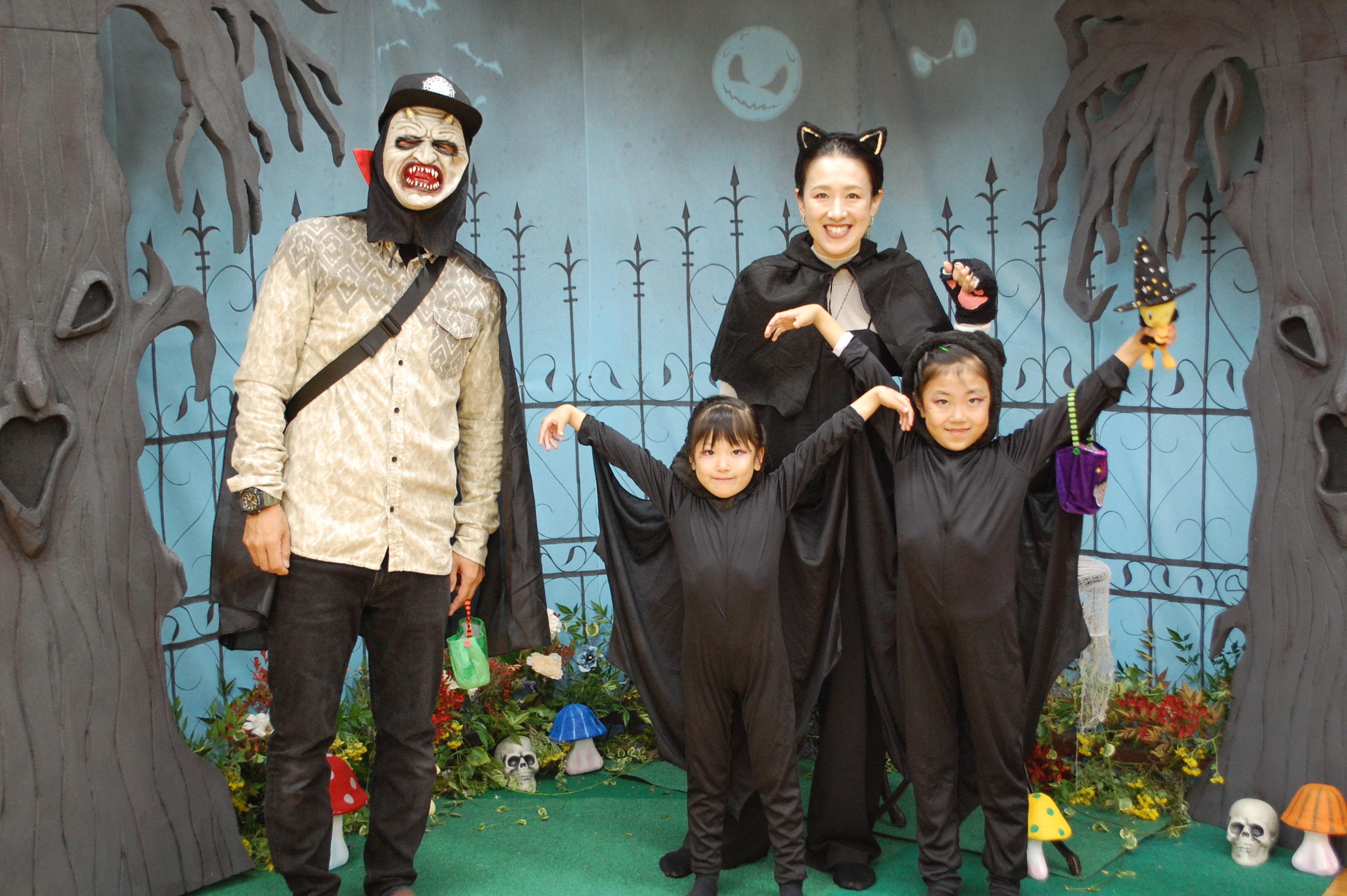 2023 Halloween Party - Wonderland Theme 5